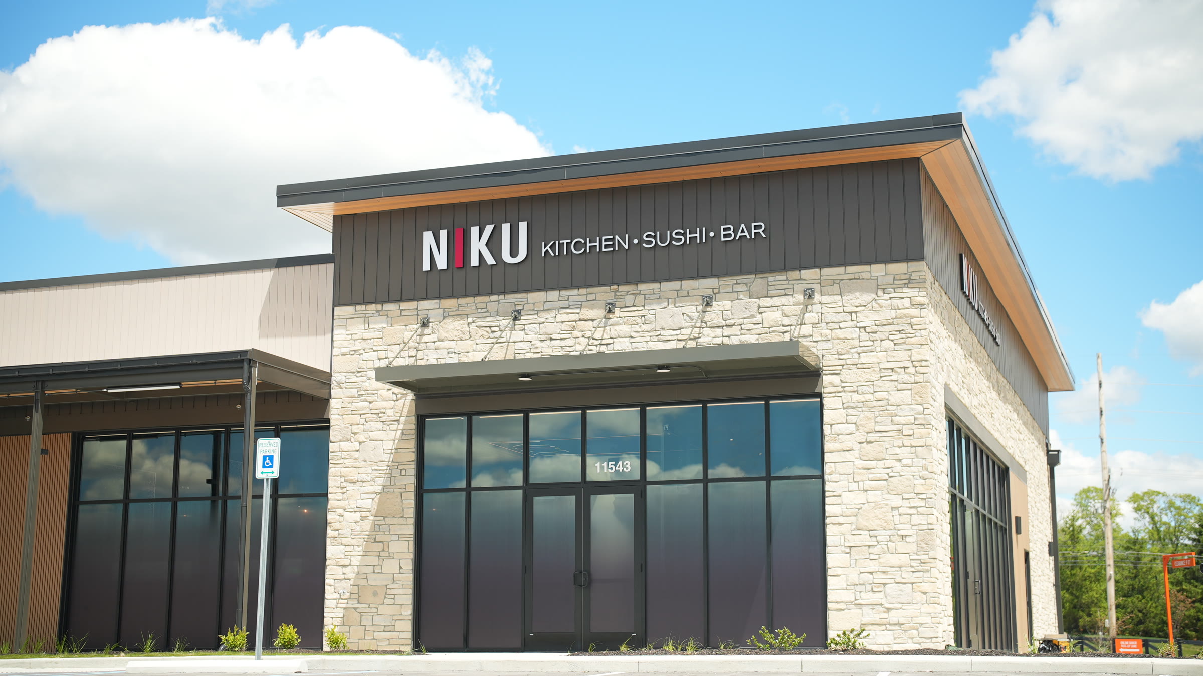 Niku Kitchen Sushi Bar exterior storefront at Sylo Crossing in Zionsville, Indiana