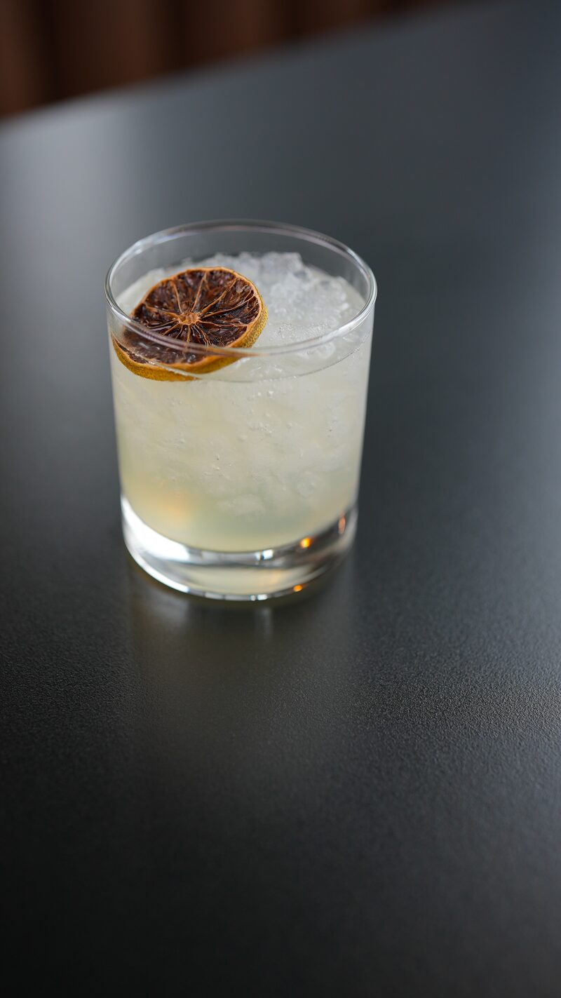 Smoked gin sour